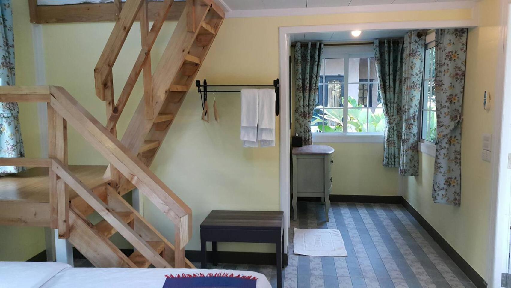 Baan Pong Tara Hotel Szuanphung Kültér fotó