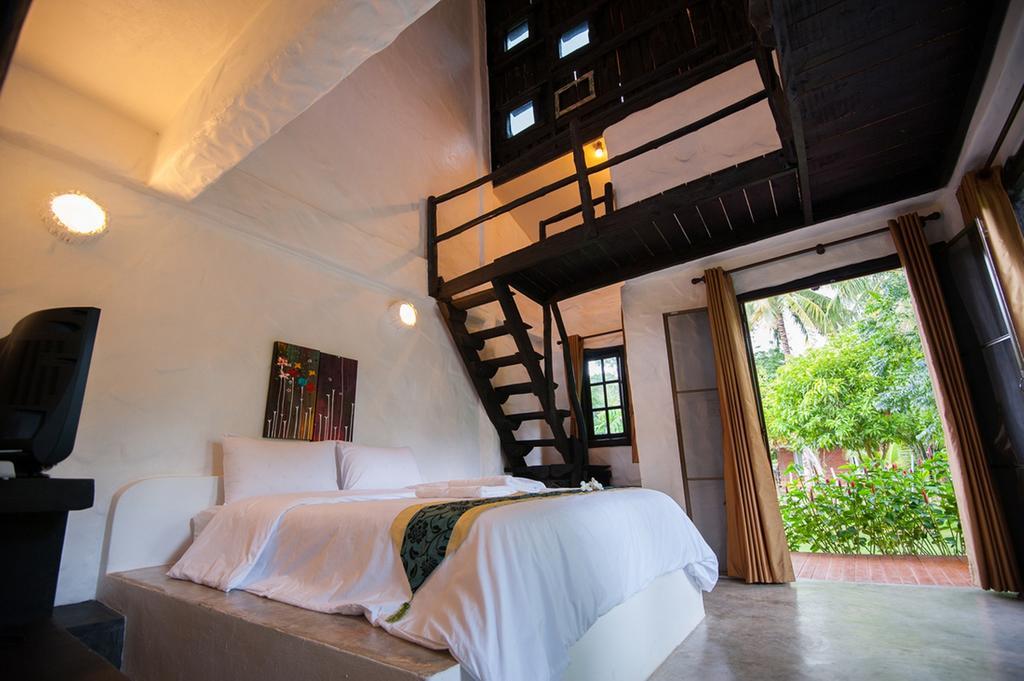 Baan Pong Tara Hotel Szuanphung Szoba fotó